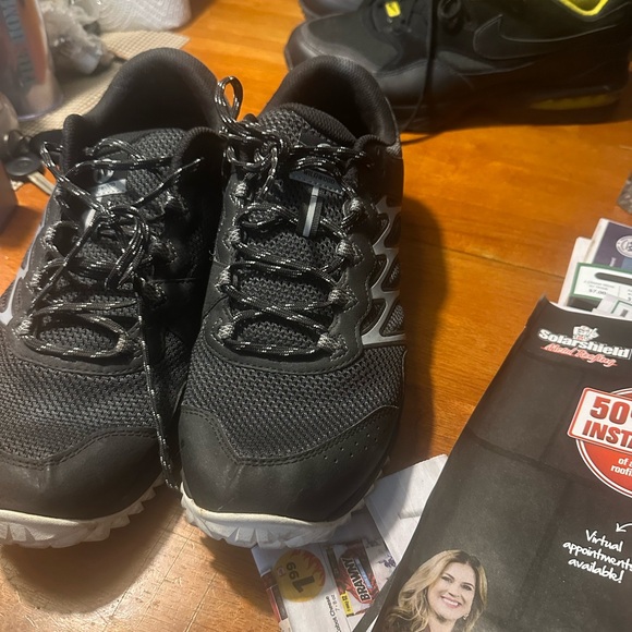 Merrell Men's Black Trail Running Shoes - Picture 6 of 6